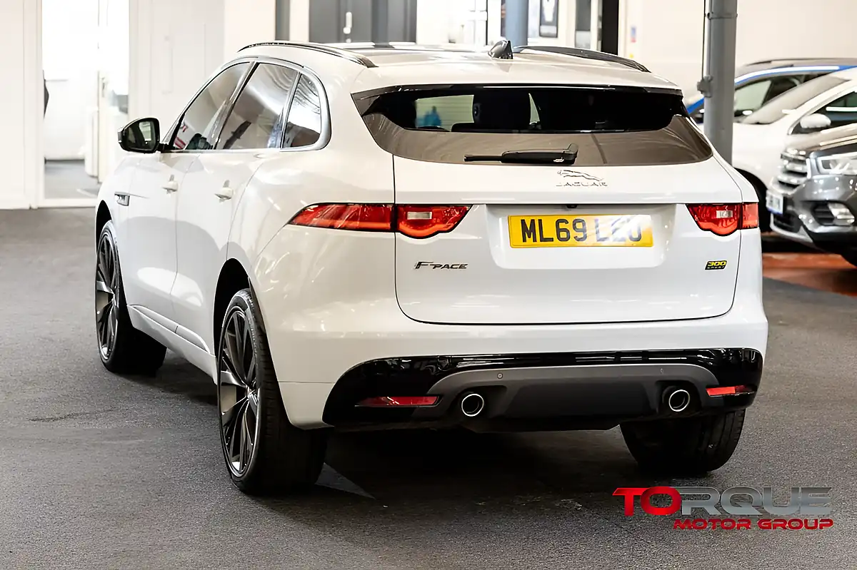 Used 2020 Jaguar F-Pace 300 Sport White - Interior and Exterior details 8