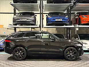 Used 2020 Jaguar F-Pace Chequered Flag Black - Interior and Exterior details 9