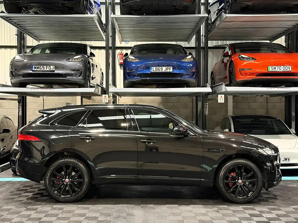 Used 2020 Jaguar F-Pace Chequered Flag Black - Interior and Exterior details 10