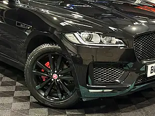 Used 2020 Jaguar F-Pace Chequered Flag Black - Interior and Exterior details 11