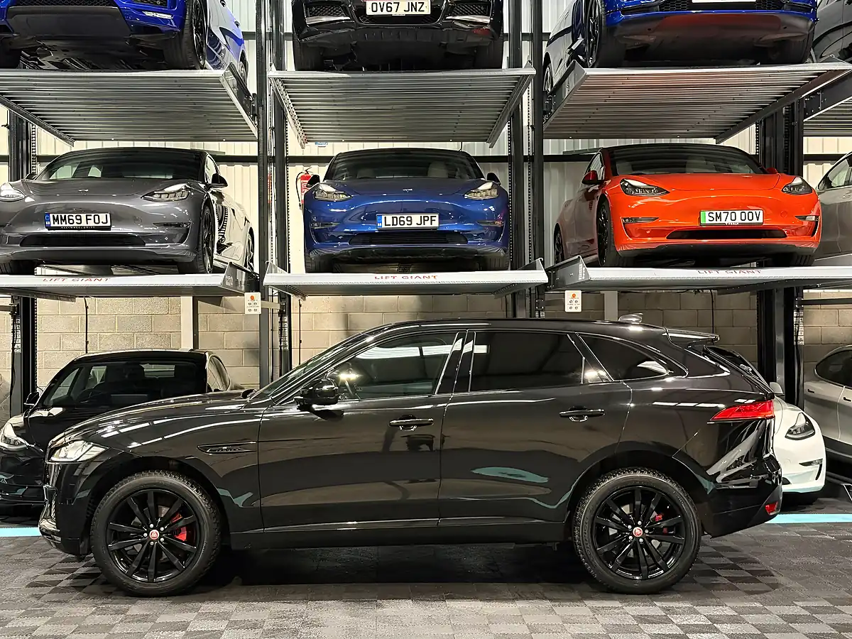Used 2020 Jaguar F-Pace Chequered Flag Black - Interior and Exterior details 6