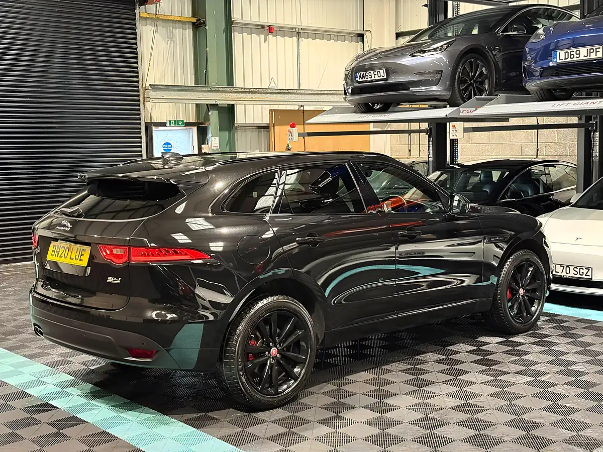 Used 2020 Jaguar F-Pace Chequered Flag Black - Interior and Exterior details 9