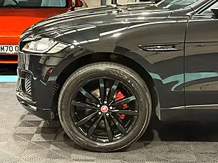 Used 2020 Jaguar F-Pace Chequered Flag Black - Interior and Exterior details 14