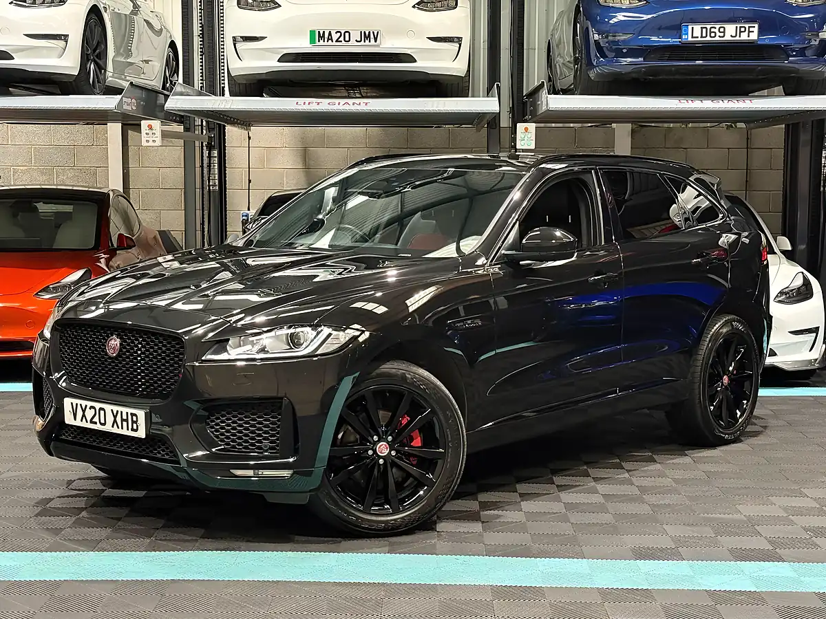 Used 2020 Jaguar F-Pace Chequered Flag Black - Interior and Exterior details 5