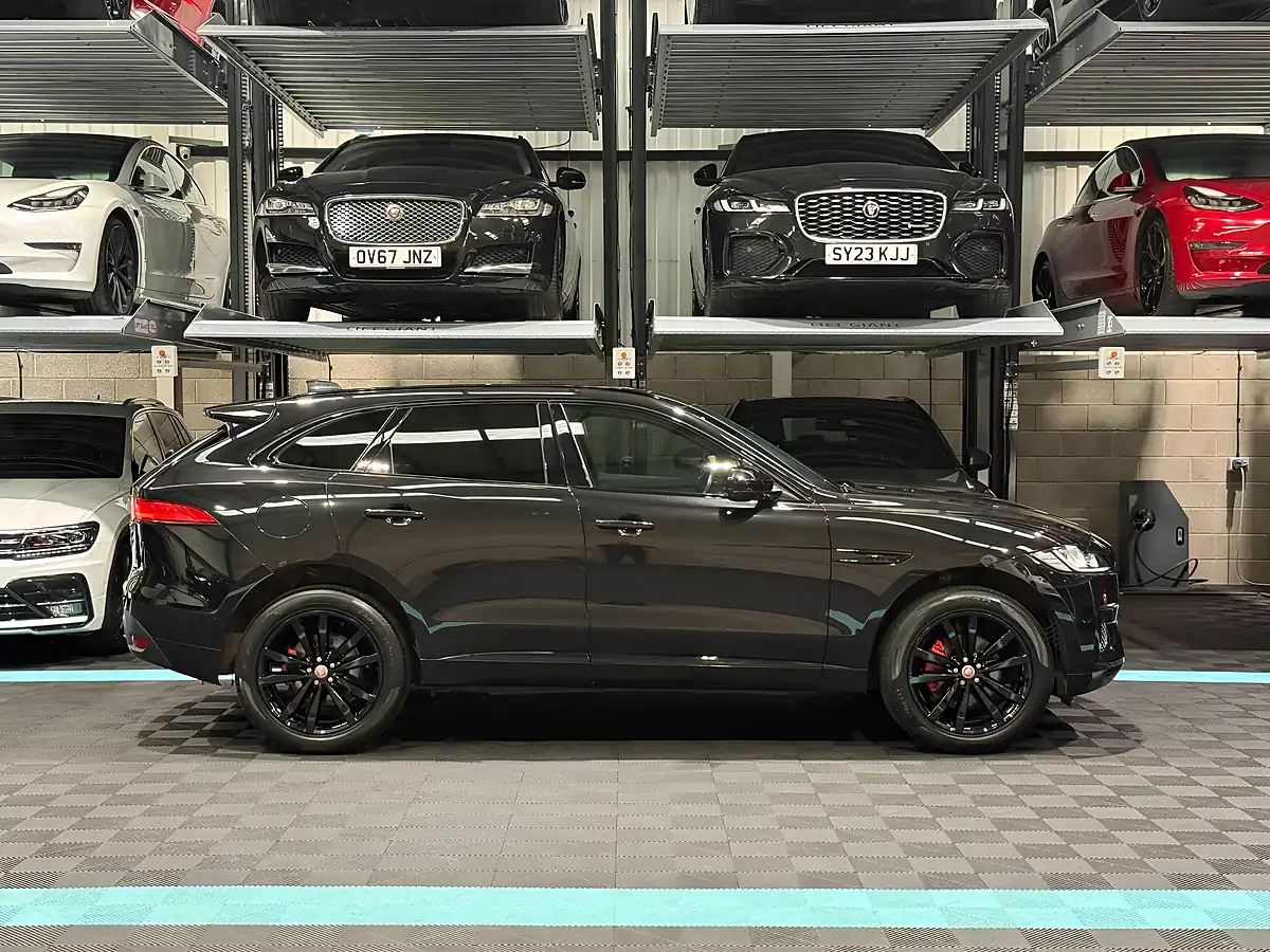 Used 2020 Jaguar F-Pace Chequered Flag Black - Interior and Exterior details 10