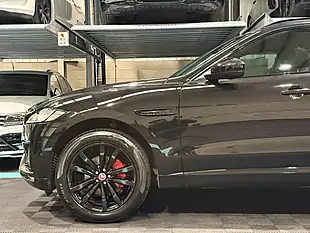 Used 2020 Jaguar F-Pace Chequered Flag Black - Interior and Exterior details 14