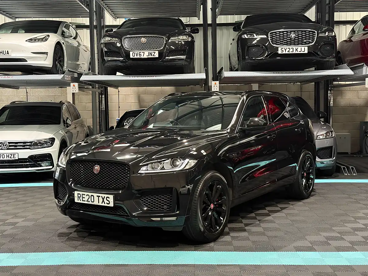 Used 2020 Jaguar F-Pace Chequered Flag Black - Interior and Exterior details 5