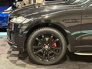 Used 2020 Jaguar F-Pace Chequered Flag Black - Interior and Exterior details 10