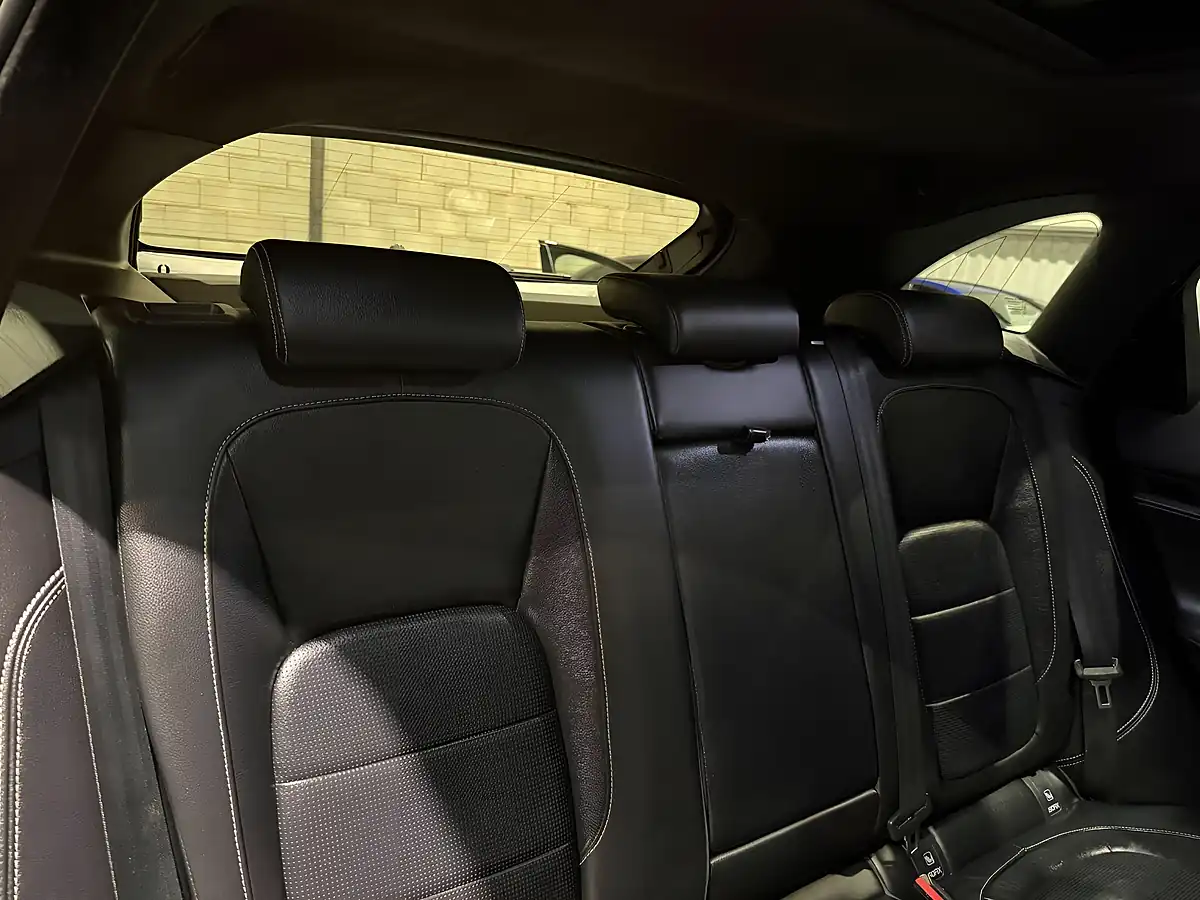 Used 2020 Jaguar F-Pace Chequered Flag Black - Interior and Exterior details 13