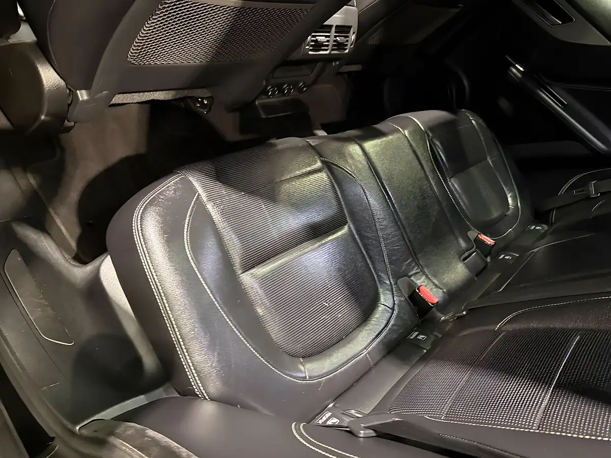 Used 2020 Jaguar F-Pace Chequered Flag Black - Interior and Exterior details 15