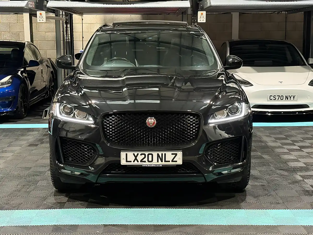 Used 2020 Jaguar F-Pace Chequered Flag Black - Interior and Exterior details 4