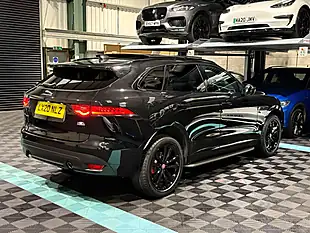 Used 2020 Jaguar F-Pace Chequered Flag Black - Interior and Exterior details 9
