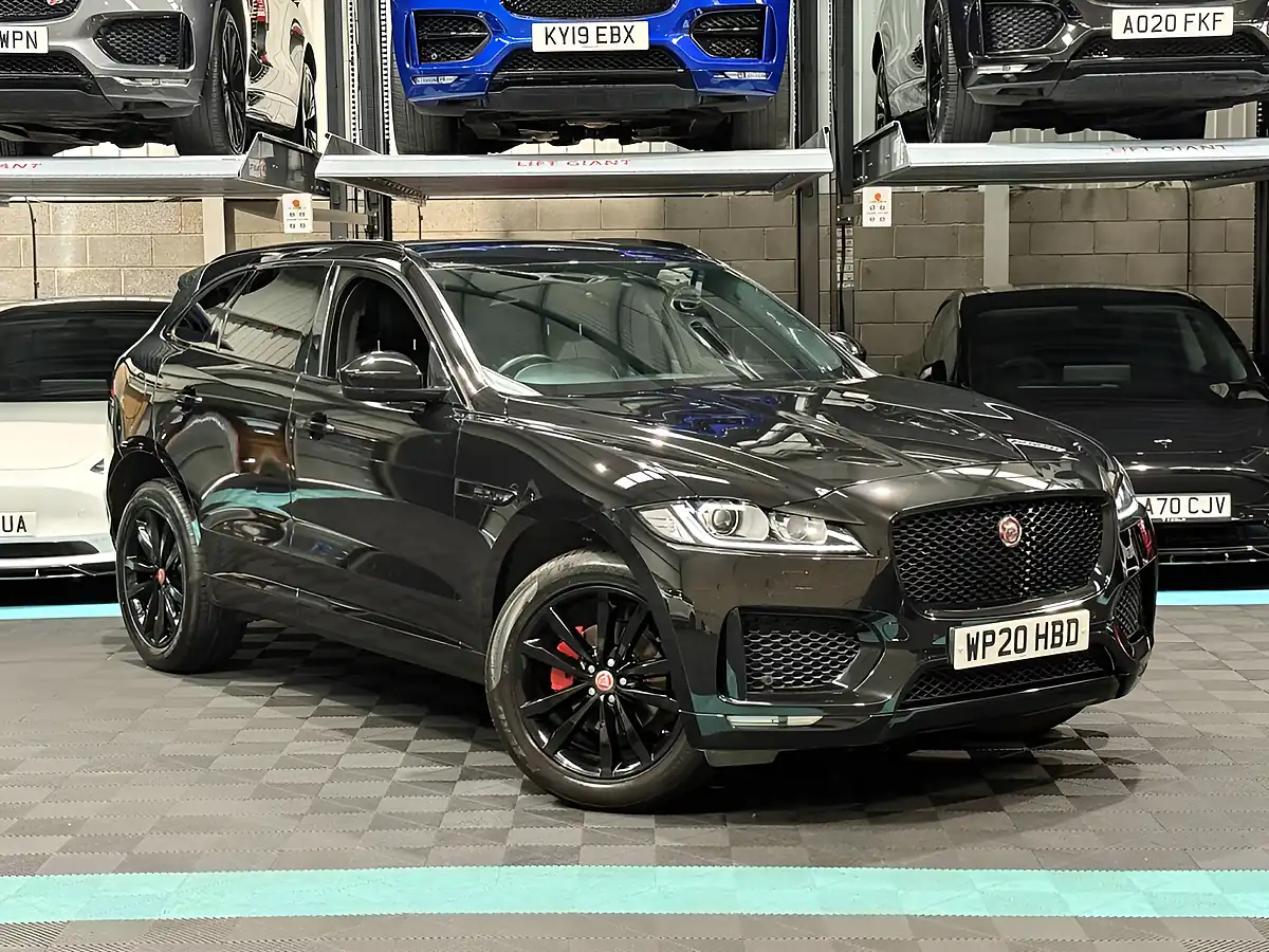 Used 2020 Jaguar F-Pace Chequered Flag Black - Front View
