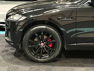 Used 2020 Jaguar F-Pace Chequered Flag Black - Interior and Exterior details 10