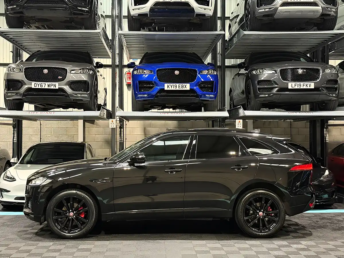 Used 2020 Jaguar F-Pace Chequered Flag Black - Interior and Exterior details 6