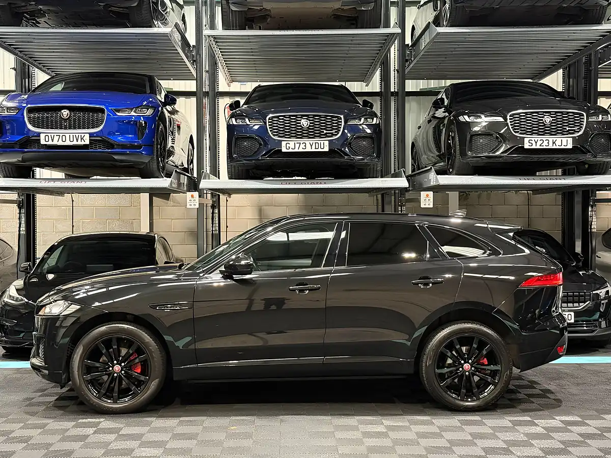 Used 2020 Jaguar F-Pace Chequered Flag Black - Interior and Exterior details 6