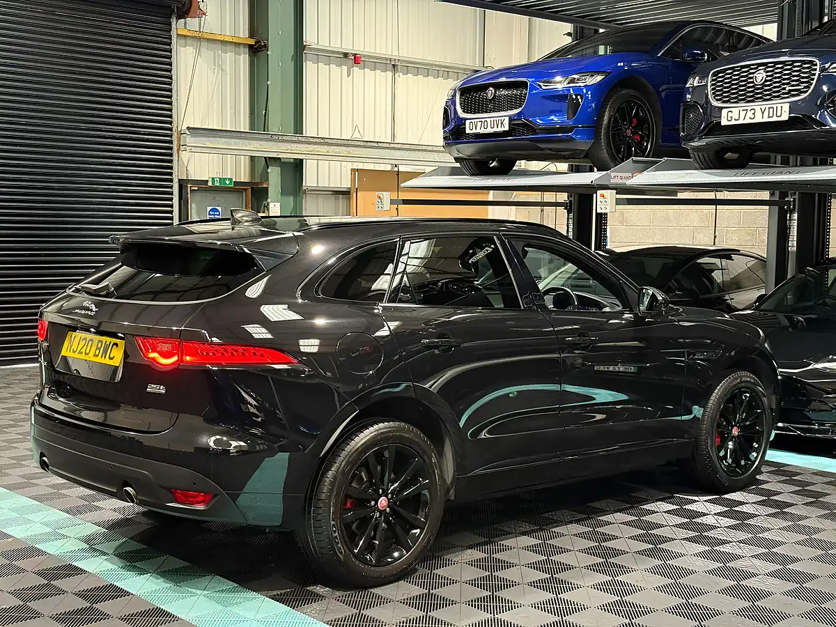 Used 2020 Jaguar F-Pace Chequered Flag Black - Interior and Exterior details 9