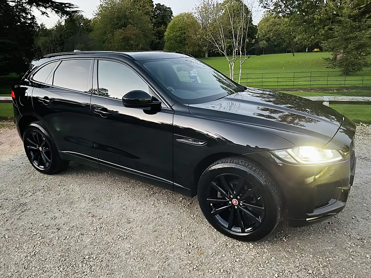 Used 2020 Jaguar F-Pace Chequered Flag Black - Interior and Exterior details 11