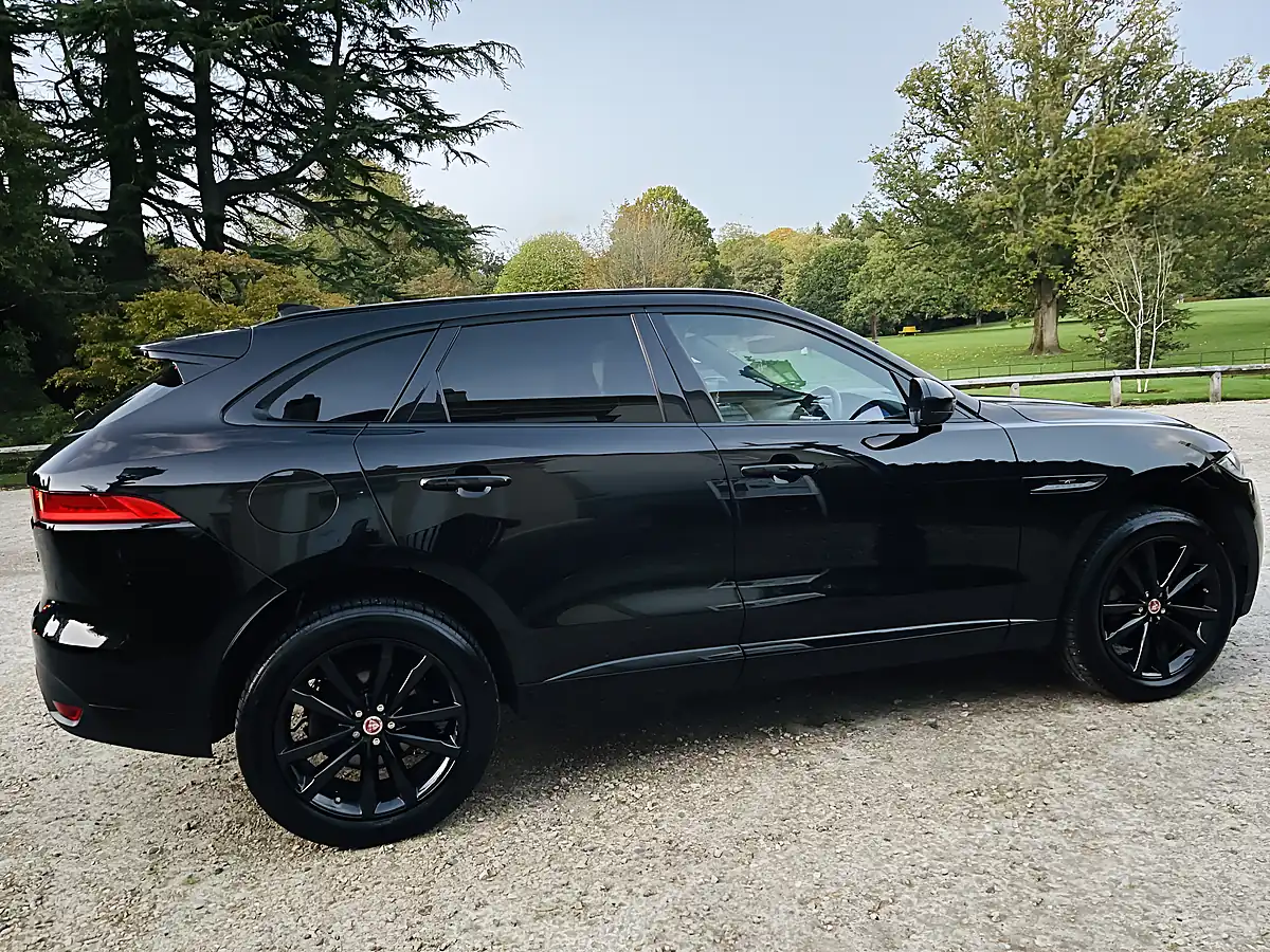 Used 2020 Jaguar F-Pace Chequered Flag Black - Interior and Exterior details 5