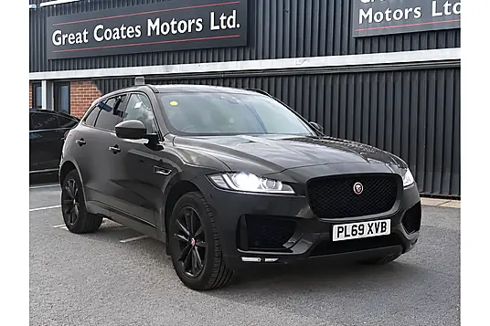 2020 Jaguar F-PACE P250i Chequered Flag