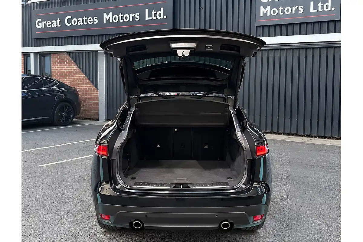Used 2020 Jaguar F-Pace Chequered Flag Black - Interior and Exterior details 12