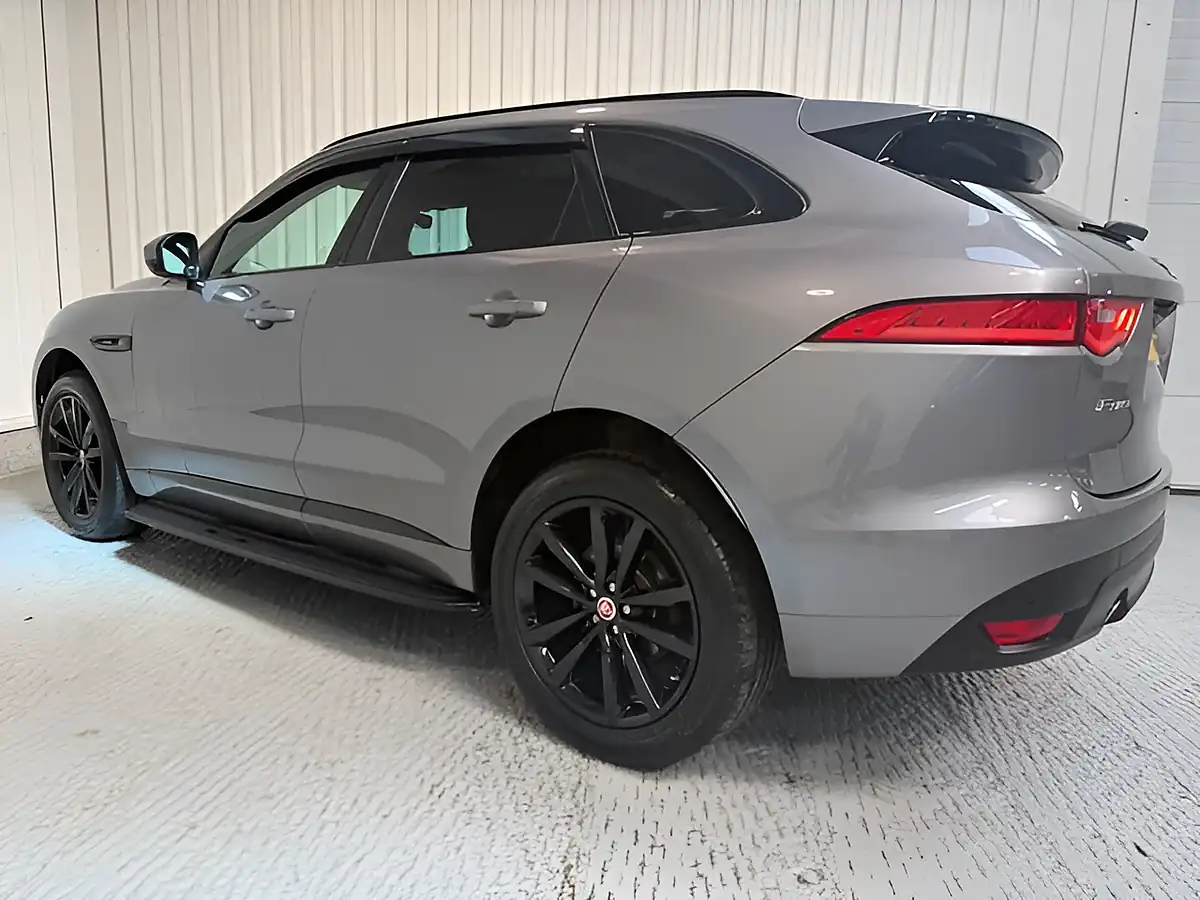 Used 2020 Jaguar F-Pace Chequered Flag Eiger Grey - Interior and Exterior details 6