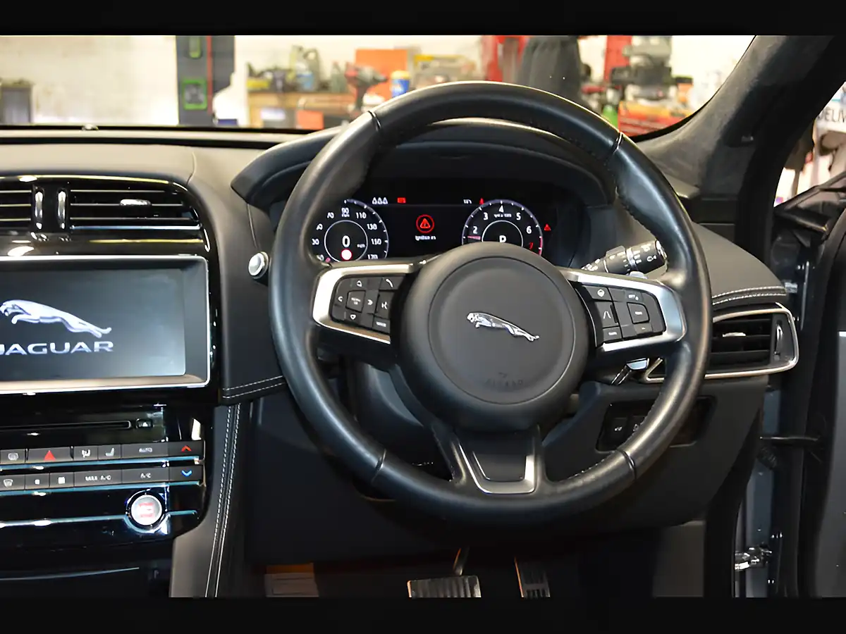 Used 2020 Jaguar F-Pace Chequered Flag Eiger Grey - Interior and Exterior details 10