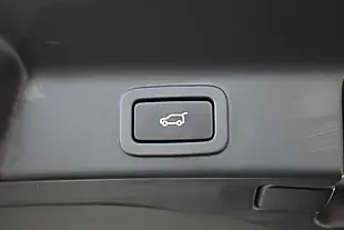 Used 2020 Jaguar F-Pace Chequered Flag Eiger Grey - Interior and Exterior details 15