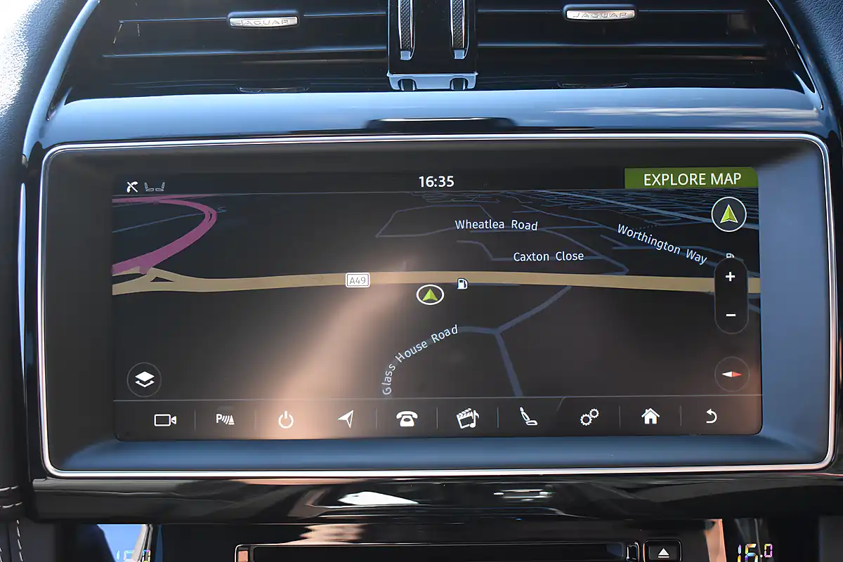 Used 2020 Jaguar F-Pace Chequered Flag Eiger Grey - Interior and Exterior details 17
