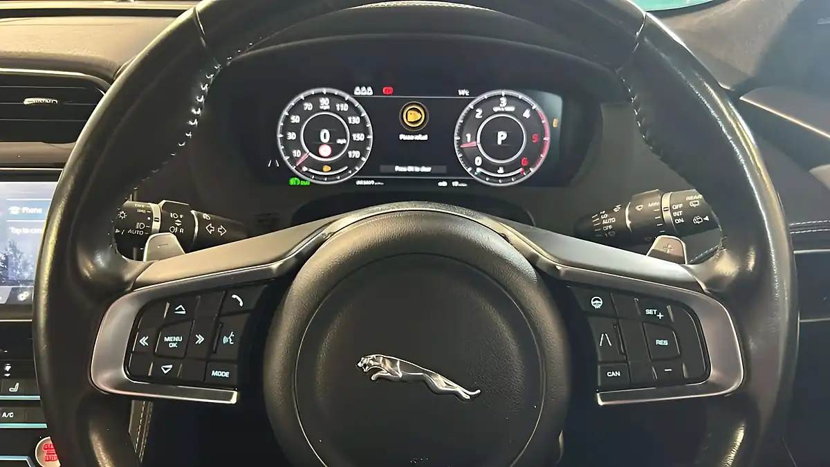 Used 2020 Jaguar F-Pace Chequered Flag Grey - Interior and Exterior details 16