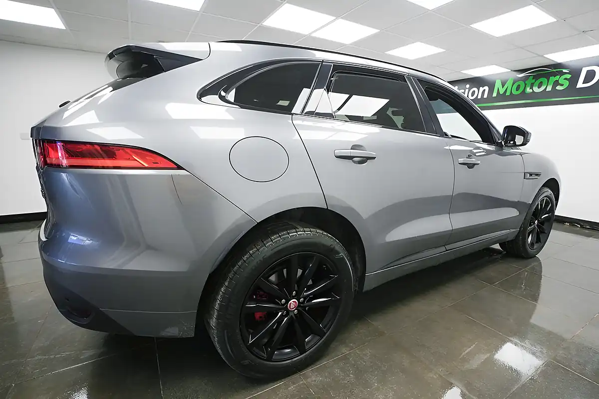 Used 2020 Jaguar F-Pace Chequered Flag Grey - Interior and Exterior details 3