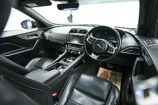 Used 2020 Jaguar F-Pace Chequered Flag Grey - Interior and Exterior details 8