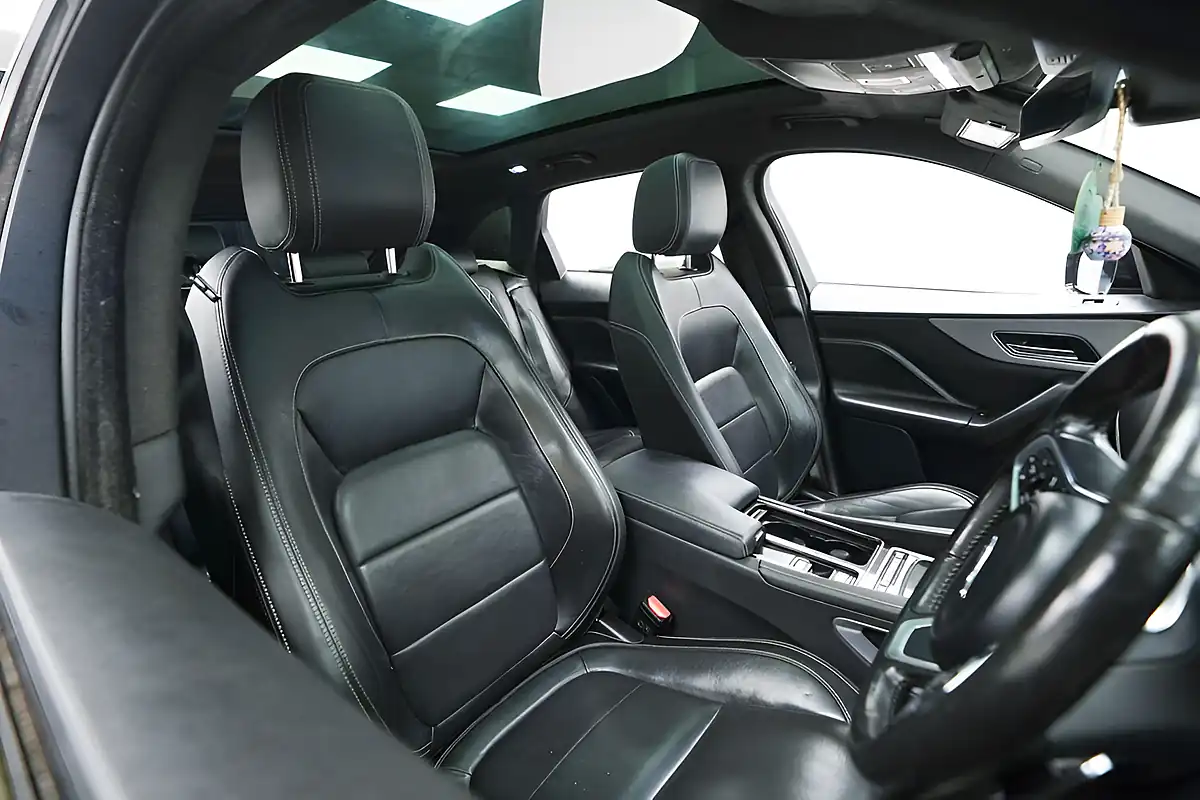Used 2020 Jaguar F-Pace Chequered Flag Grey - Interior and Exterior details 9