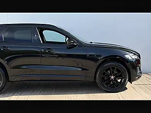 Used 2020 Jaguar F-Pace Chequered Flag Santorini Black - Interior and Exterior details 8