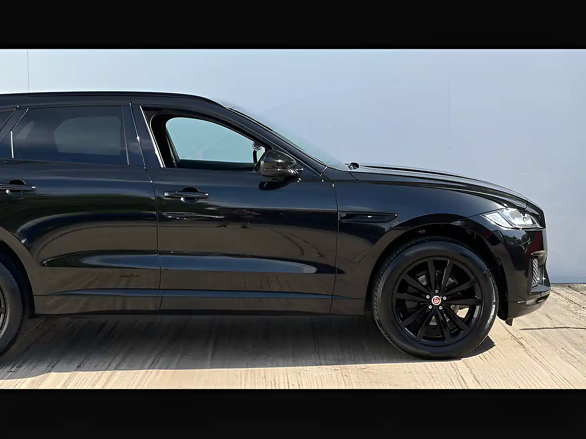 Used 2020 Jaguar F-Pace Chequered Flag Santorini Black - Interior and Exterior details 8