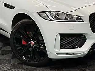 Used 2020 Jaguar F-Pace Chequered Flag White - Interior and Exterior details 14