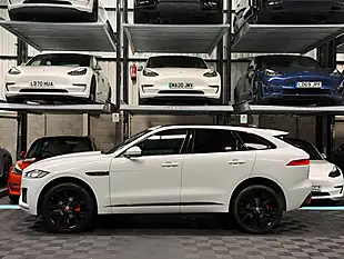 Used 2020 Jaguar F-Pace Chequered Flag White - Interior and Exterior details 5