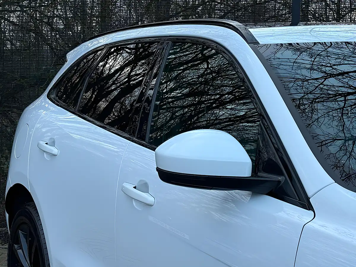 Used 2020 Jaguar F-Pace Chequered Flag White - Interior and Exterior details 15