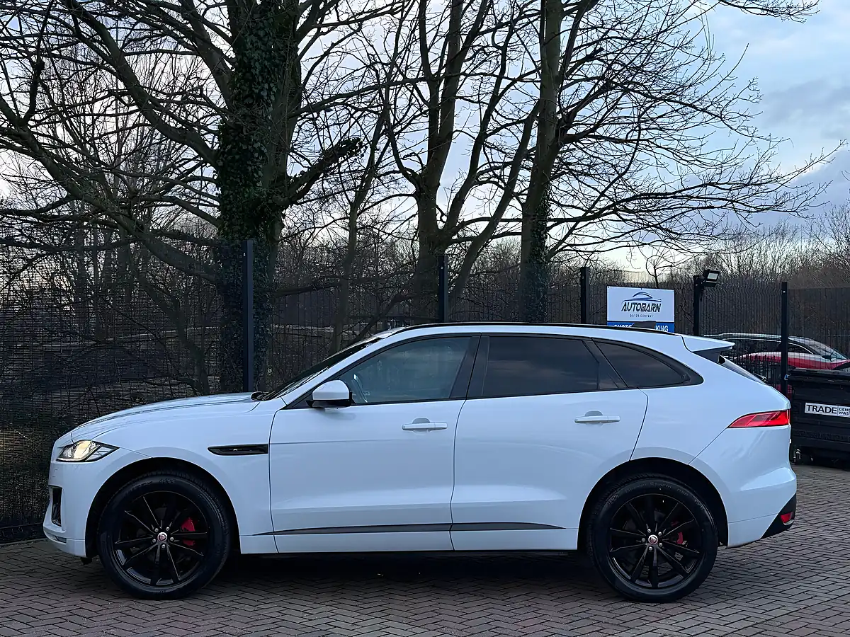 Used 2020 Jaguar F-Pace Chequered Flag White - Interior and Exterior details 6