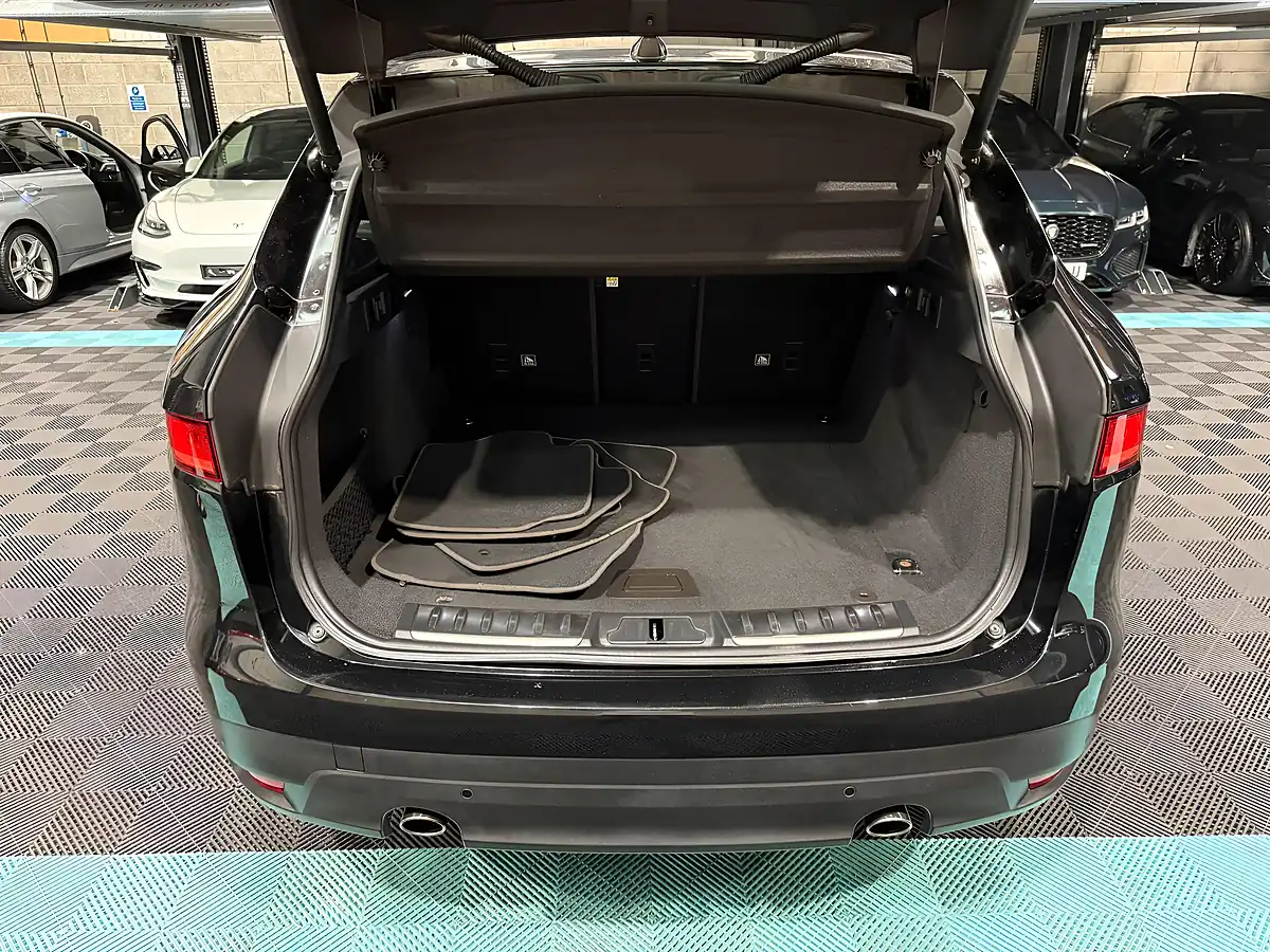 Used 2020 Jaguar F-Pace R-Sport Black - Interior and Exterior details 14