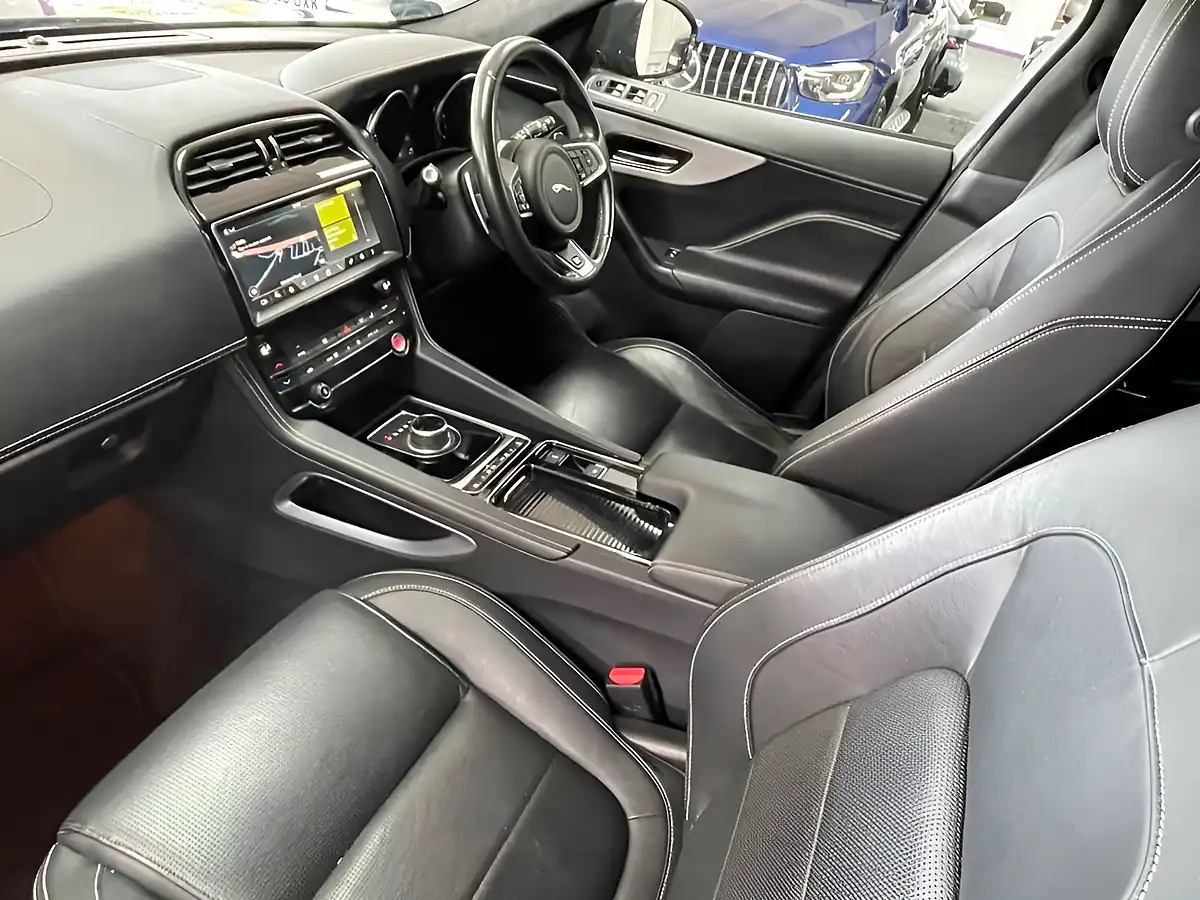 Used 2020 Jaguar F-Pace R-Sport Black - Interior and Exterior details 15