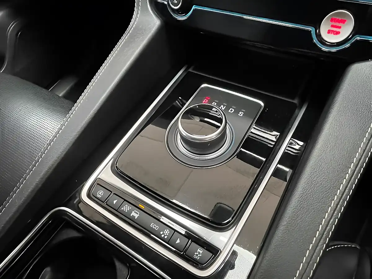 Used 2020 Jaguar F-Pace R-Sport Black - Interior and Exterior details 20