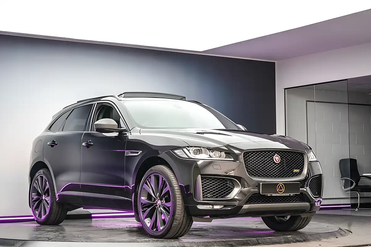 Used 2020 Jaguar F-Pace Sport Santorini Black - Interior and Exterior details 14