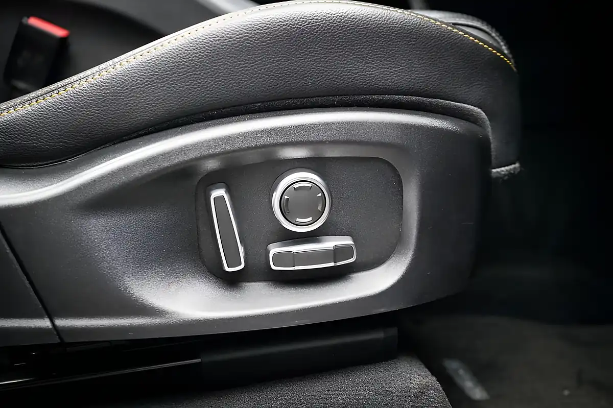 Used 2020 Jaguar F-Pace Sport Santorini Black - Interior and Exterior details 18