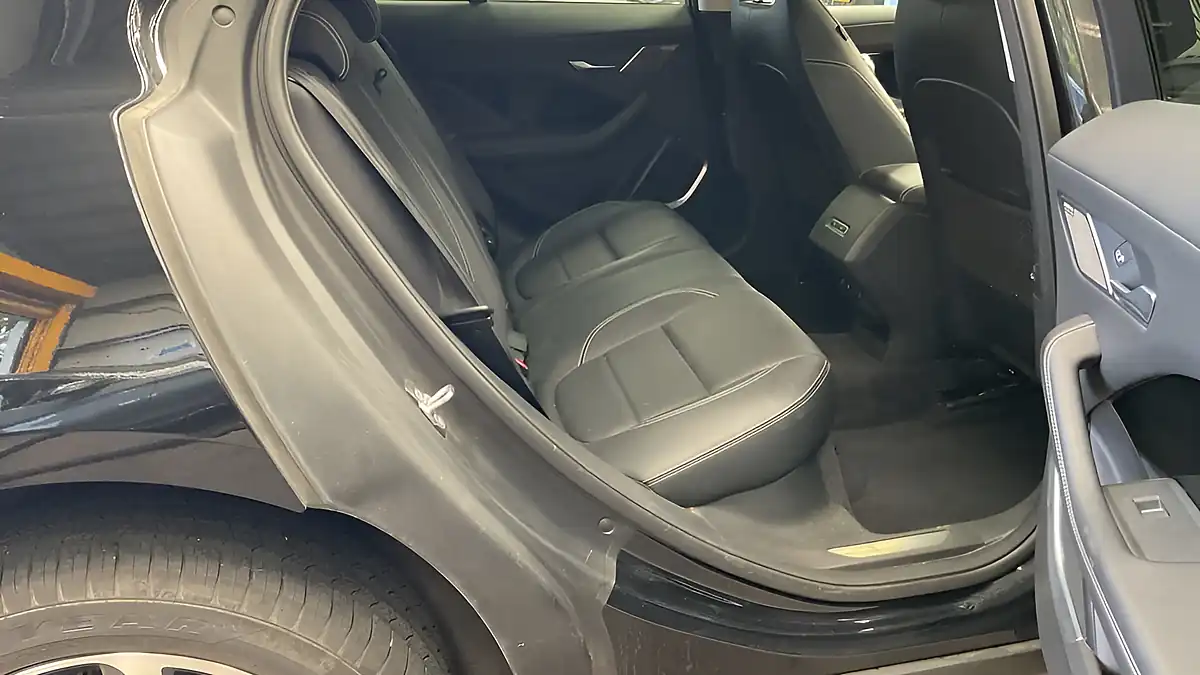 Used 2020 Jaguar I-Pace Hse Black - Interior and Exterior details 8