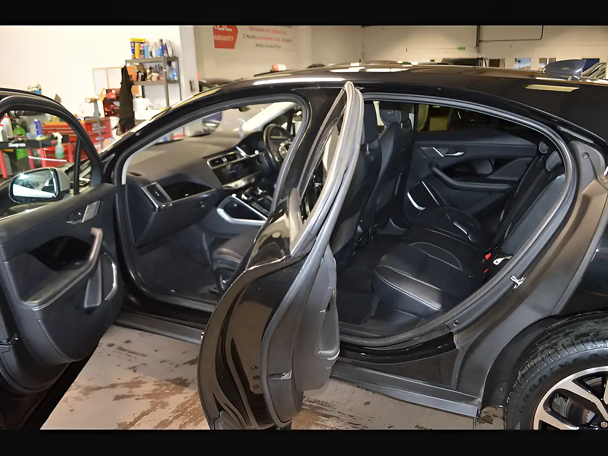 Used 2020 Jaguar I-Pace Hse Black - Interior and Exterior details 14