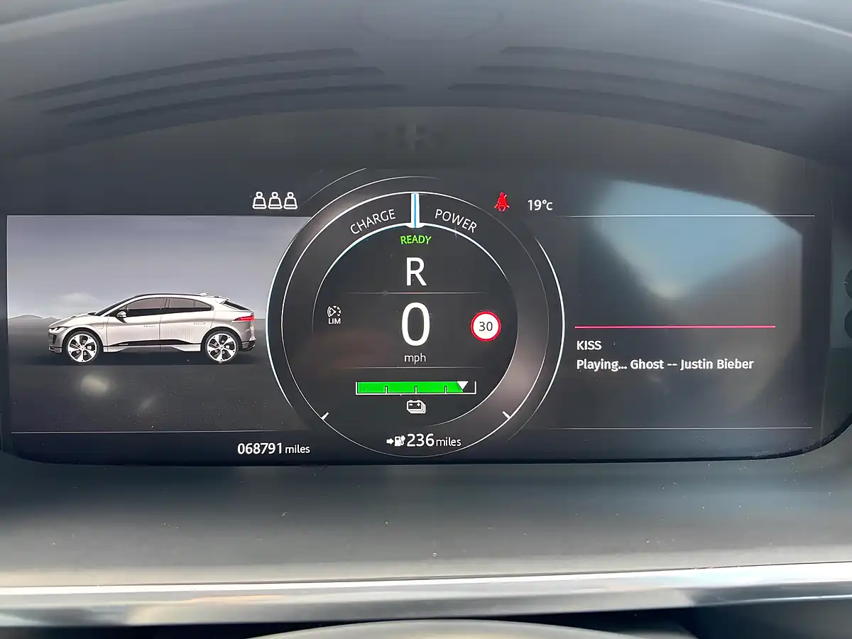 Used 2020 Jaguar I-Pace Hse Black - Interior and Exterior details 20