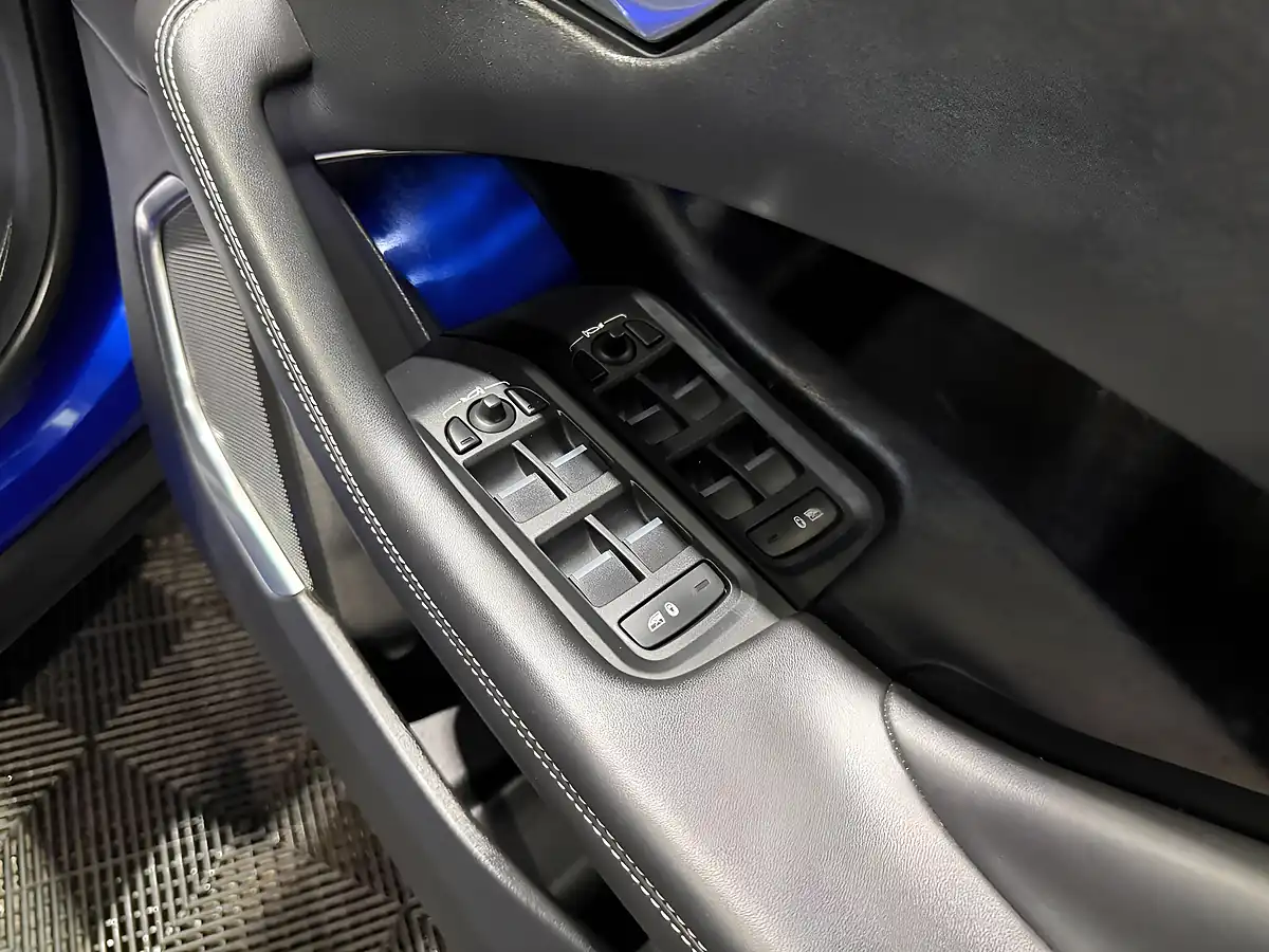 Used 2020 Jaguar I-Pace Hse Blue - Interior and Exterior details 16
