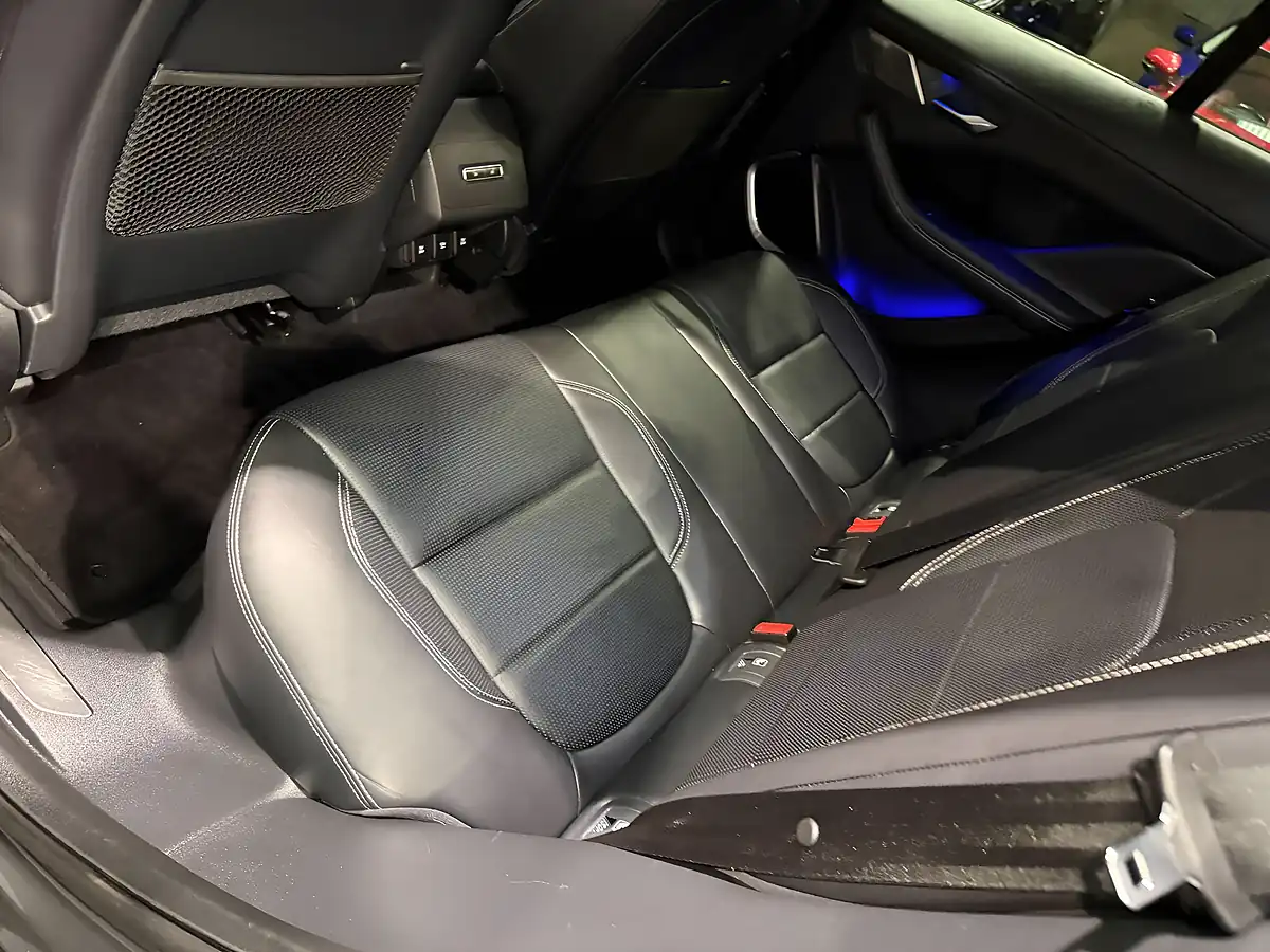 Used 2020 Jaguar I-Pace Hse Grey - Interior and Exterior details 15