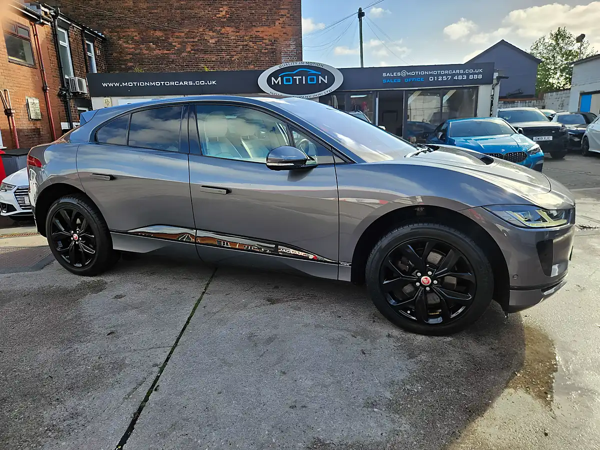 Used 2020 Jaguar I-Pace Hse Grey - Interior and Exterior details 16